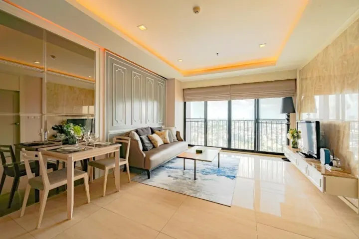 Property photos for Noble Reveal