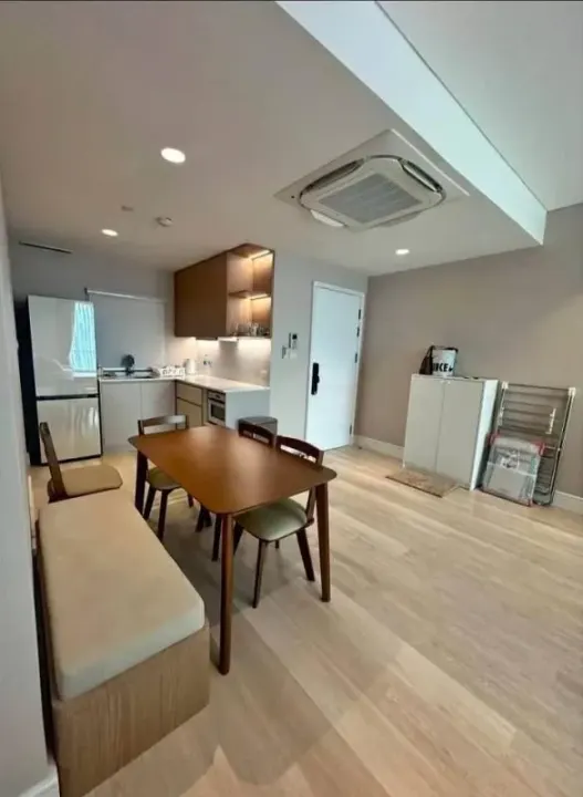 Property photos for Aguston Sukhumvit 22