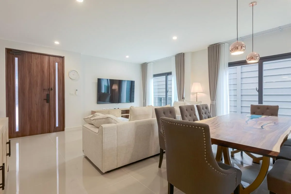 Property photos for Baan Klang Muang The Edition Bangna-Wongwaen