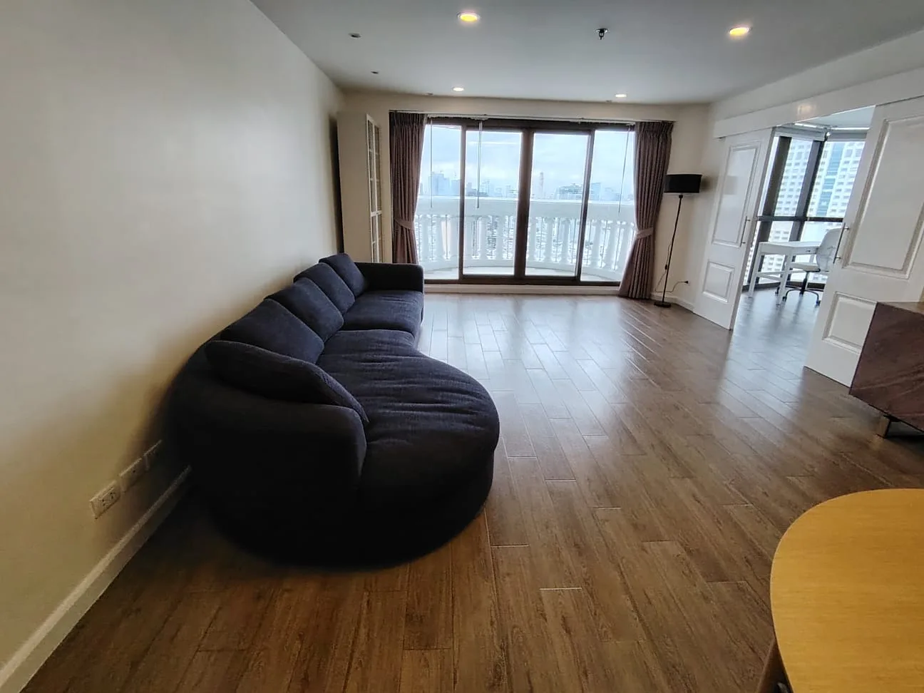Property photos for State Tower