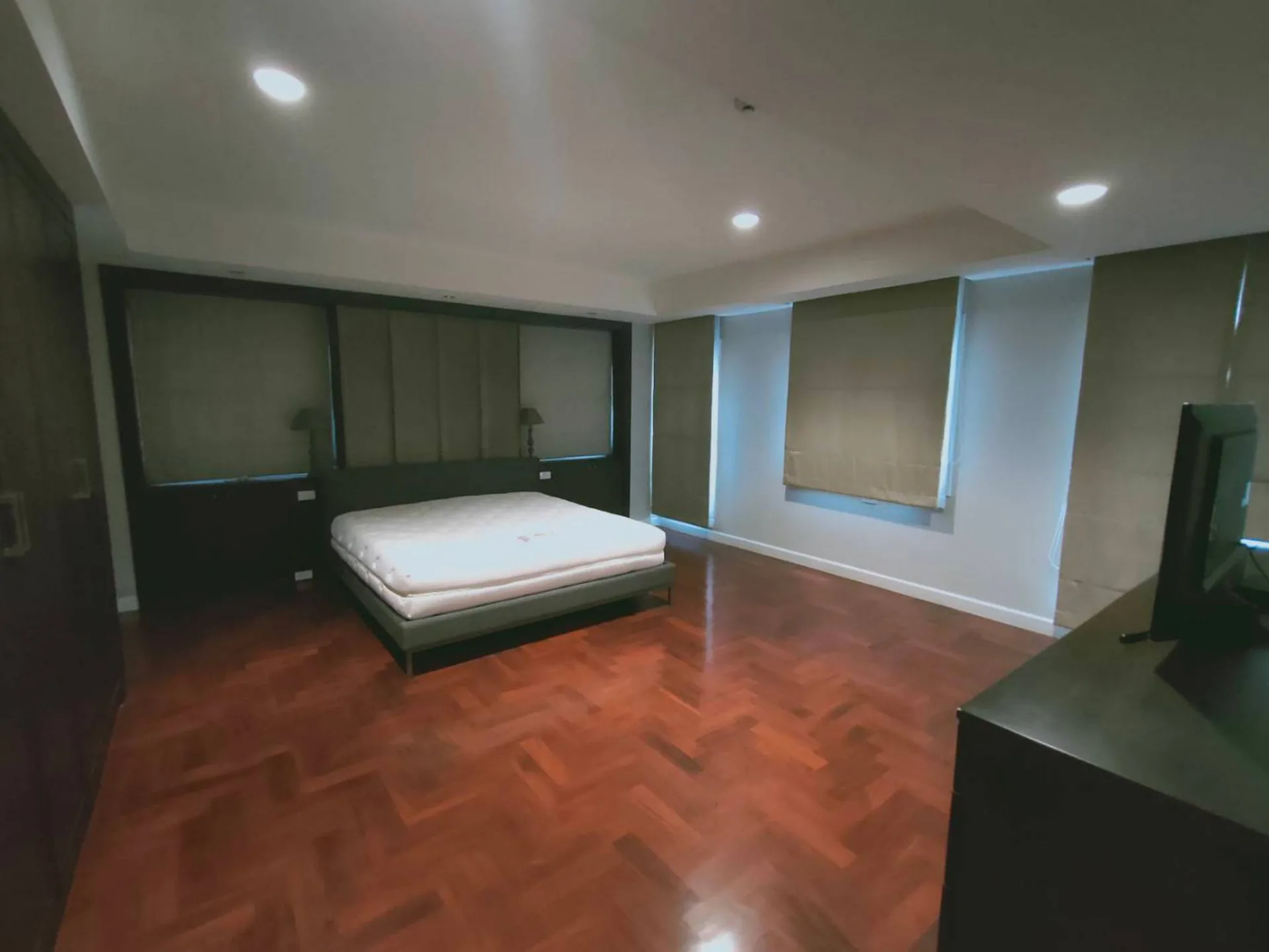 Property photos for Tonson Court